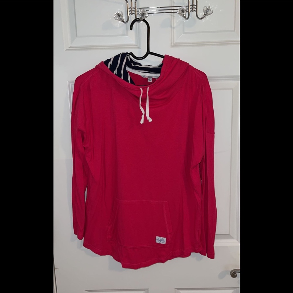 Southern tide long sleeve with hood